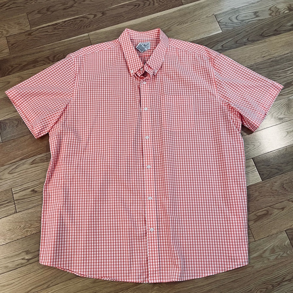 L.L. Bean Coral/Salmon/Orange and White Gingham Short Sleeve Button-Down Shirt